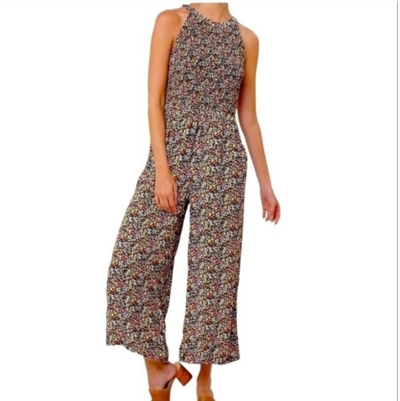Loft Ditsy Floral Smocked Wide Leg Cropped Jumpsuit 6 High Neck Pockets - Picture 1 of 9